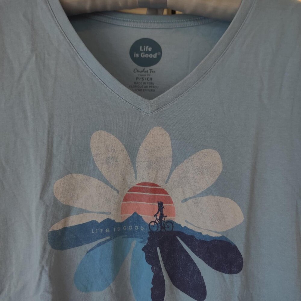 Life is Good Blue Flower Tee Shirt, Size Small - Picture 2 of 3